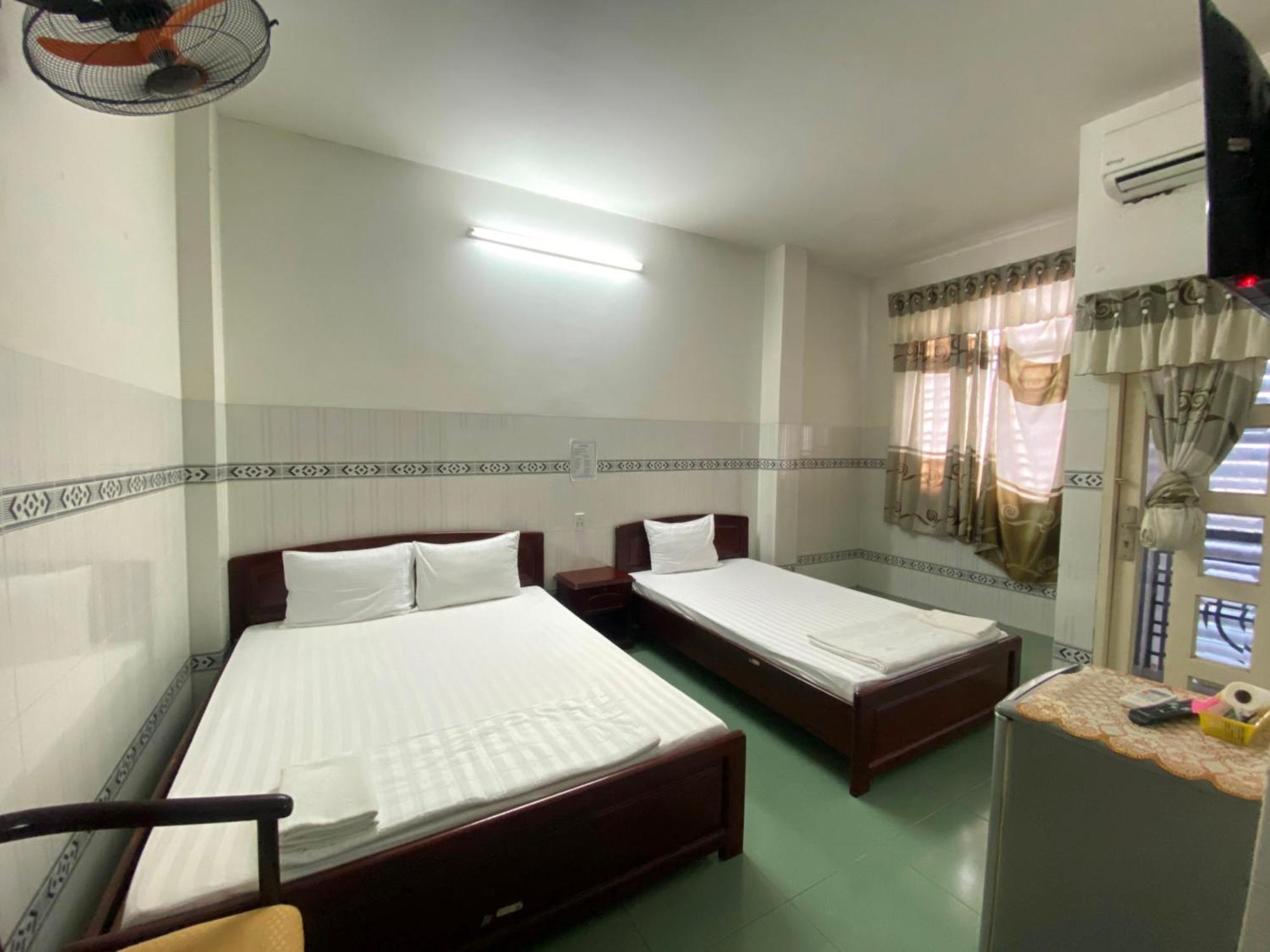 Khách Sạn Kim Phụng Ngân Can Tho Esterno foto