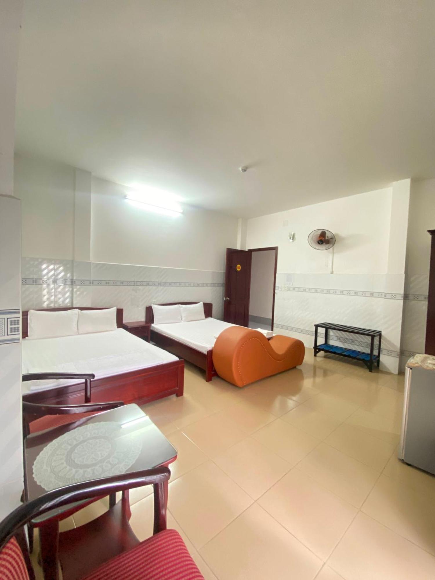 Khách Sạn Kim Phụng Ngân Can Tho Esterno foto