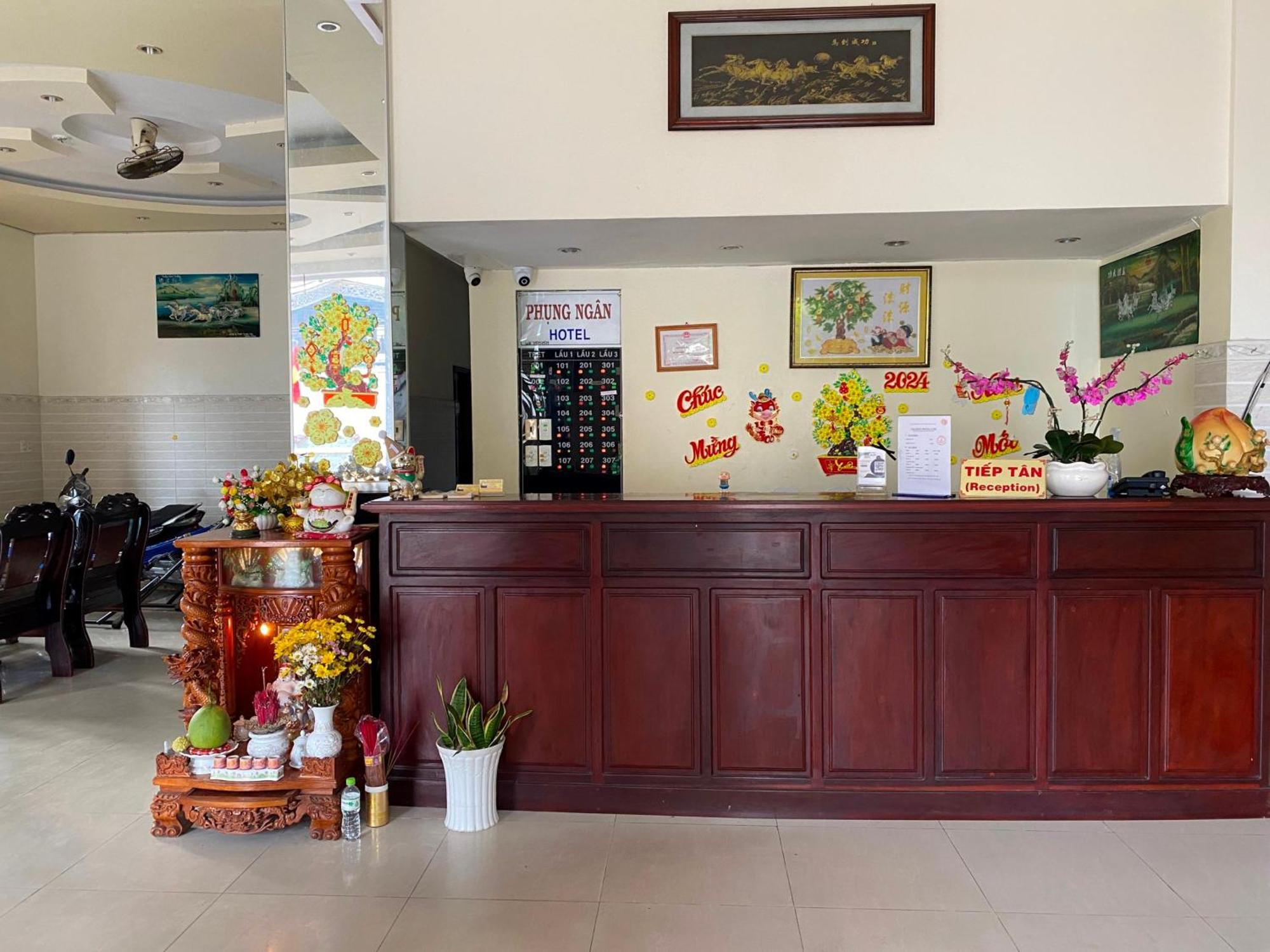 Khách Sạn Kim Phụng Ngân Can Tho Esterno foto