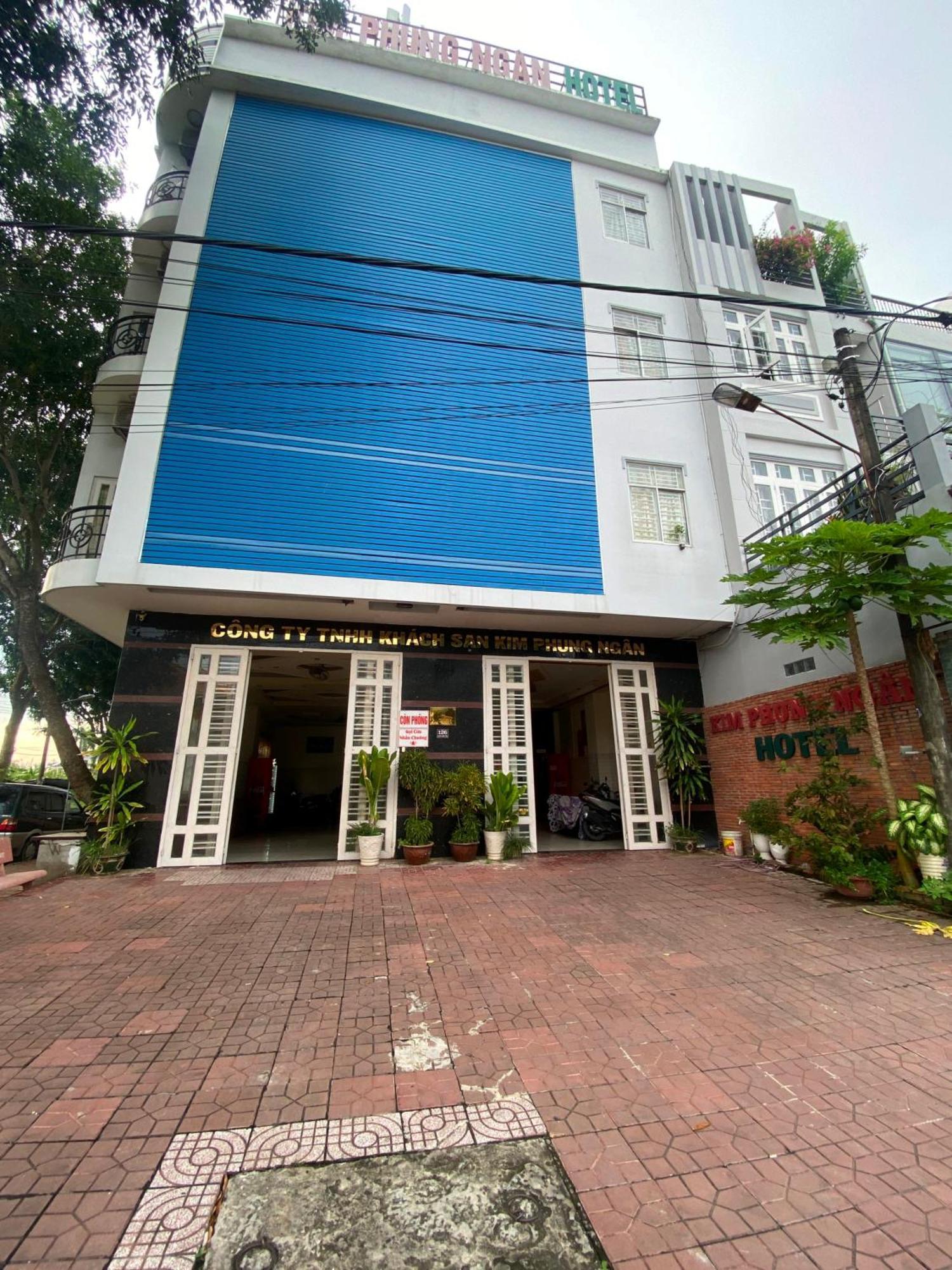 Khách Sạn Kim Phụng Ngân Can Tho Esterno foto