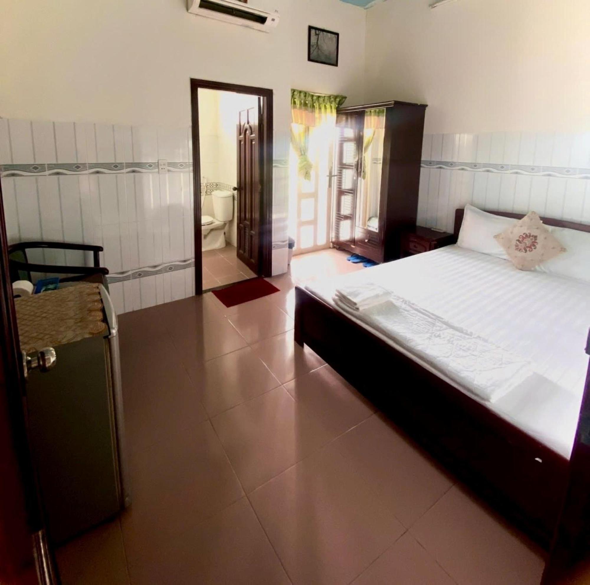 Khách Sạn Kim Phụng Ngân Can Tho Esterno foto