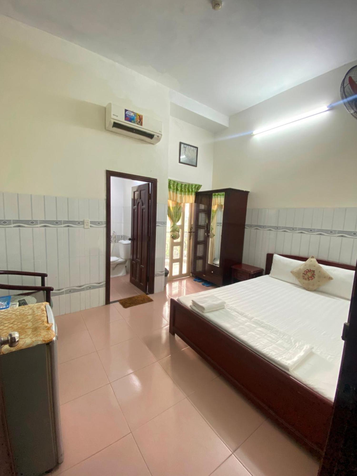 Khách Sạn Kim Phụng Ngân Can Tho Esterno foto